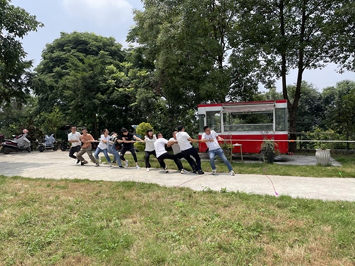 �����l(f��)չ��˾���ж��^�M(j��n)����(��i)�h��(��i)���(gu��)�������l(f��)չ��˾�_(k��i)չ����(hu��)���(d��ng)